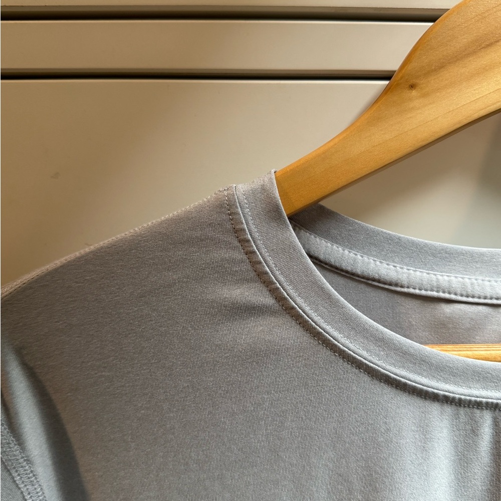 Vuori Gray Long Sleeve